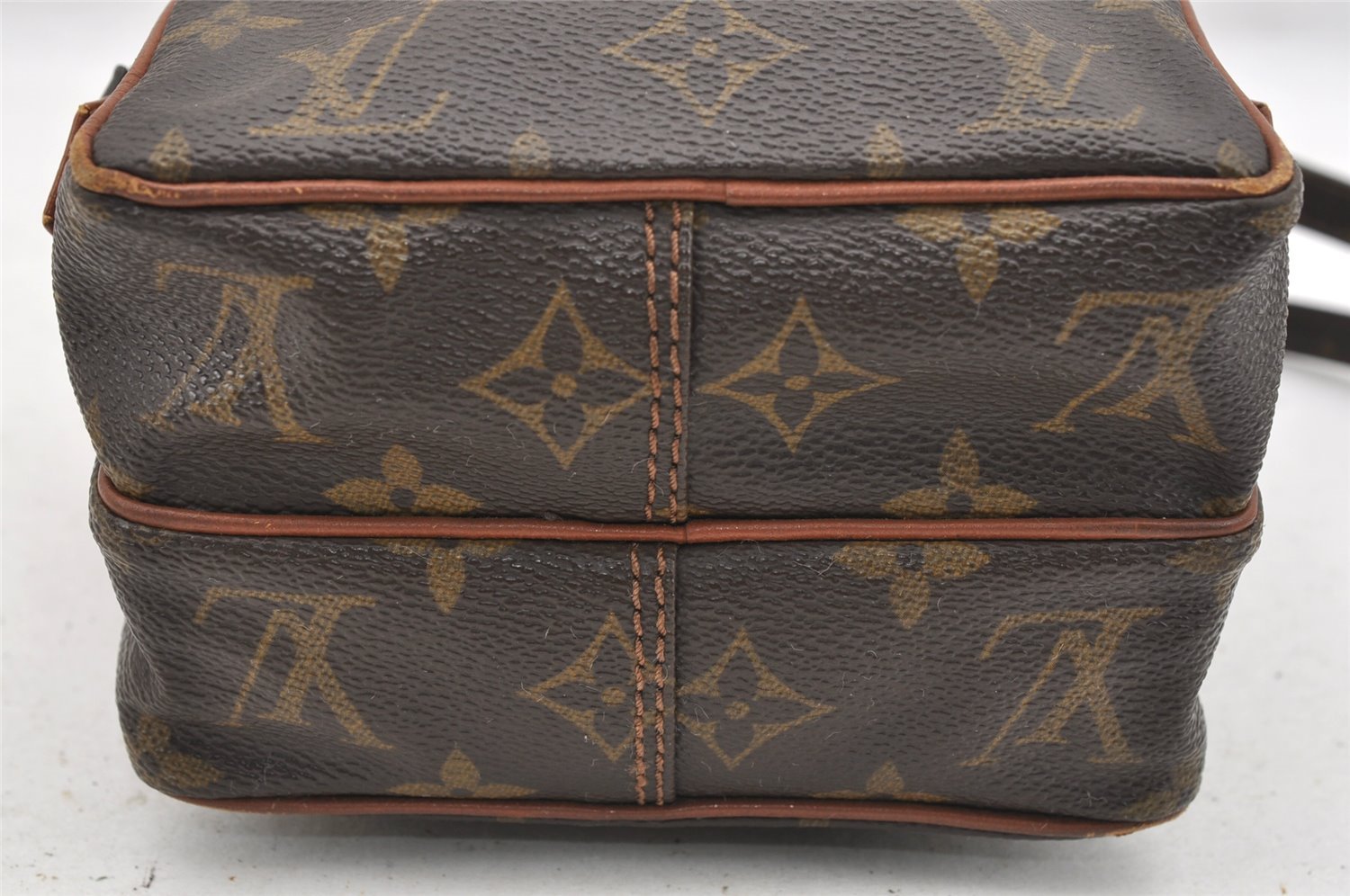 Authentic Louis Vuitton Monogram Amazone Shoulder Cross Body Bag Old Model 0067J