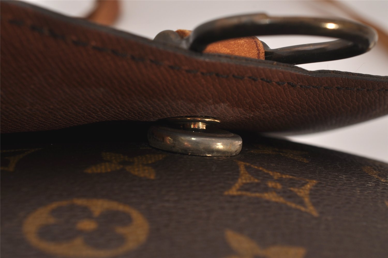 Authentic Louis Vuitton Monogram Saint Cloud GM M51242 Shoulder Bag Junk 0068J