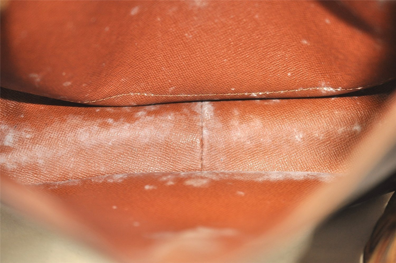 Authentic Louis Vuitton Monogram Saint Cloud GM M51242 Shoulder Bag Junk 0068J