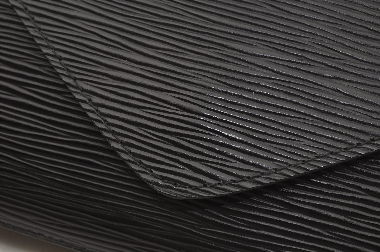 Authentic Louis Vuitton Epi Arts Deco Clutch Hand Bag Black M52632 LV 0069J