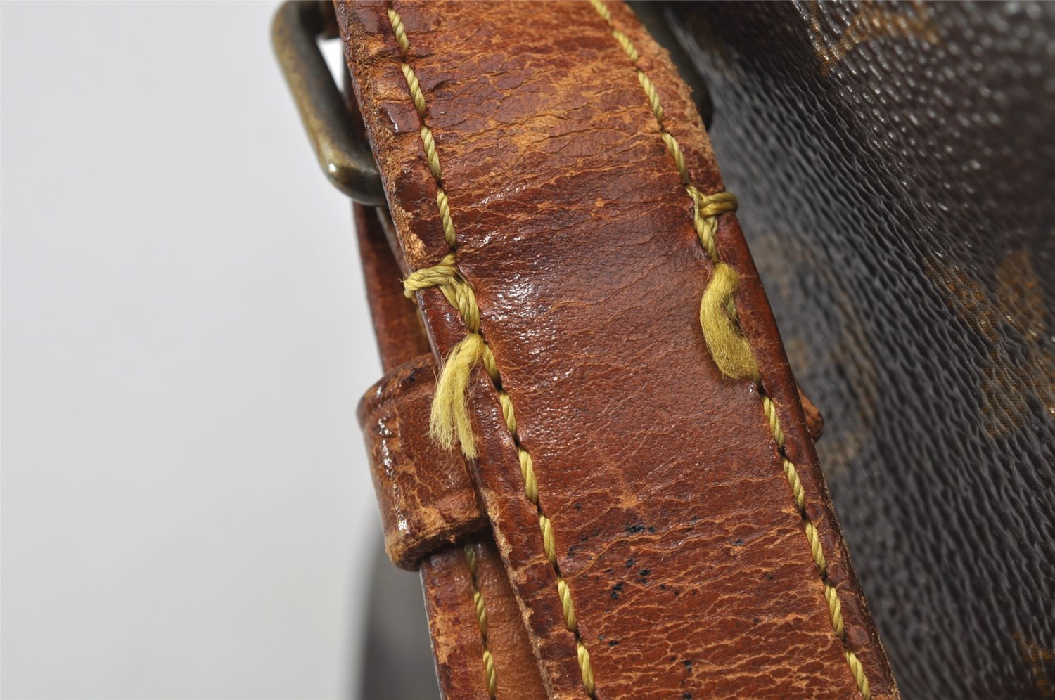 Authentic Louis Vuitton Monogram Noe Shoulder Drawstring Bag M42224 LV 0071J