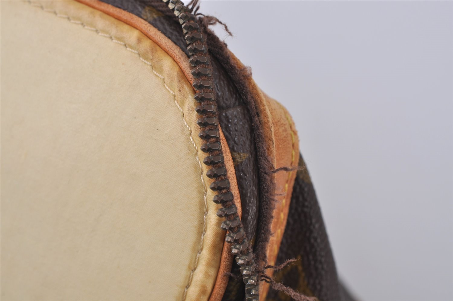 Authentic Louis Vuitton Monogram Sac Sport Travel Hand Bag Old Model LV 0072J