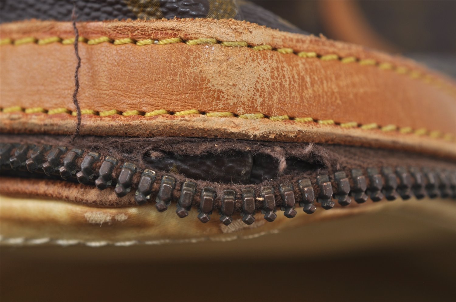 Authentic Louis Vuitton Monogram Sac Sport Travel Hand Bag Old Model LV 0072J