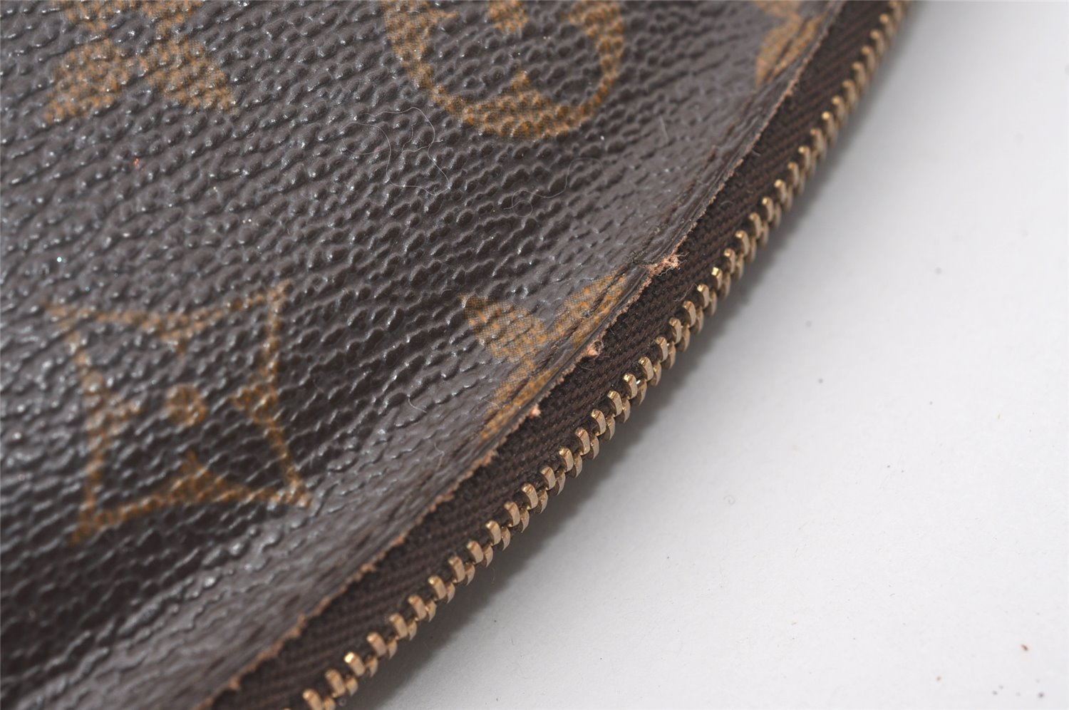 Authentic Louis Vuitton Monogram Pochette Cosmetic Pouch M47515 LV 0073J