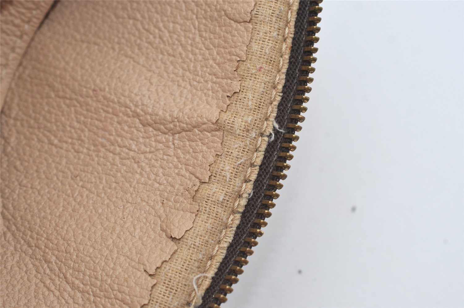 Authentic Louis Vuitton Monogram Pochette Cosmetic Pouch M47515 LV 0073J