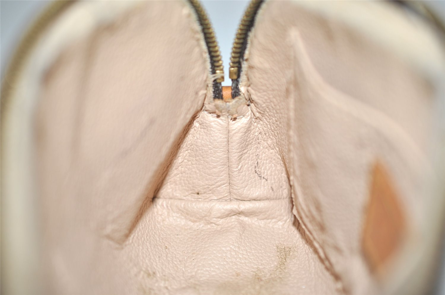 Authentic Louis Vuitton Monogram Pochette Cosmetic Pouch M47515 LV 0073J