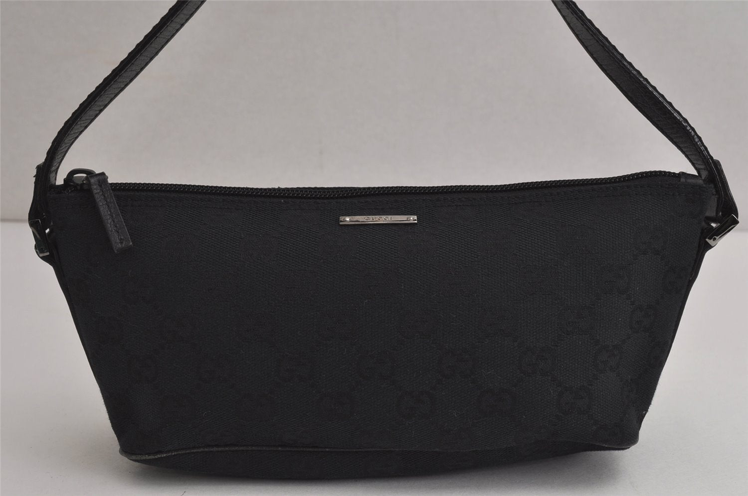 Authentic GUCCI Sherry Line Hand Bag Pouch GG Canvas Leather 141809 Black 0075K