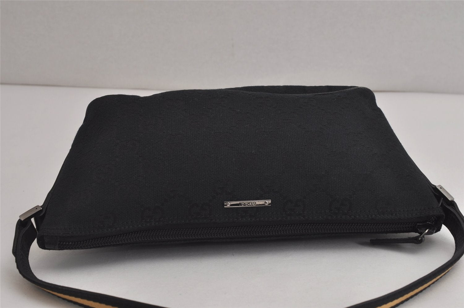 Authentic GUCCI Sherry Line Hand Bag Pouch GG Canvas Leather 141809 Black 0075K
