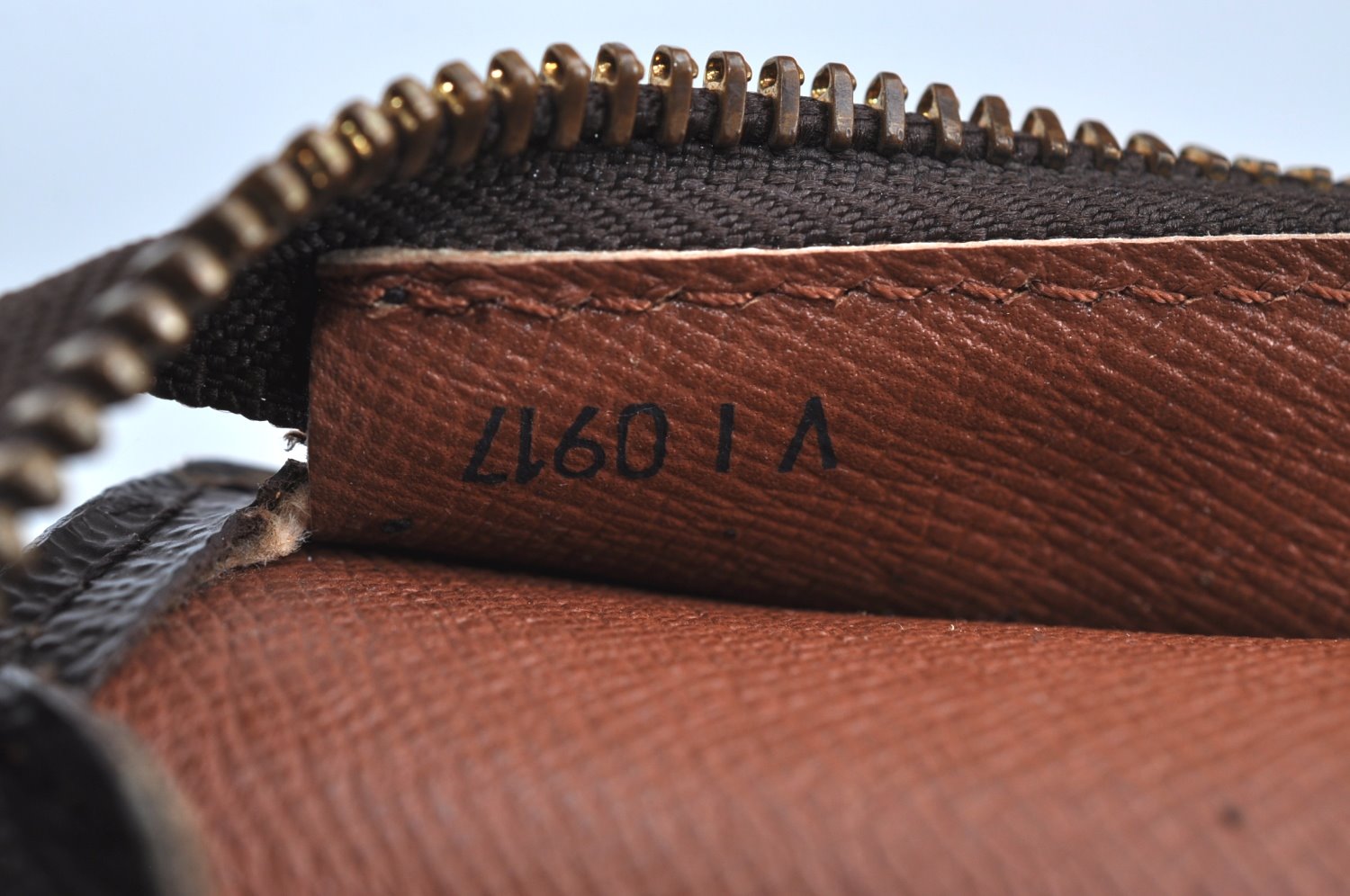 Authentic Louis Vuitton Monogram Babylone Shoulder Tote Bag M51102 LV 0082G