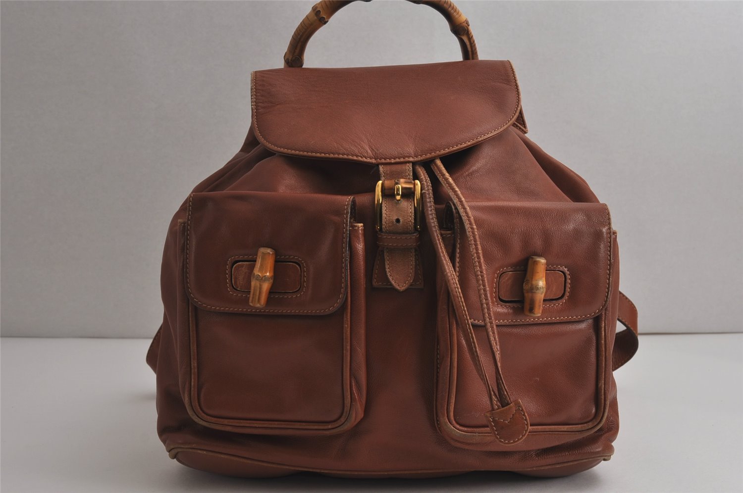 Authentic GUCCI Vintage Bamboo Drawstring Backpack Leather Brown 0082K