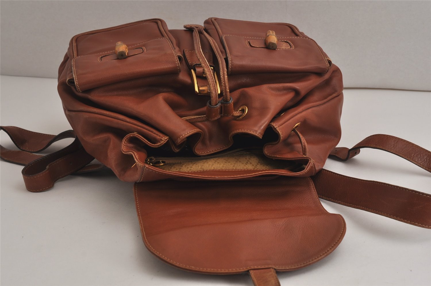 Authentic GUCCI Vintage Bamboo Drawstring Backpack Leather Brown 0082K