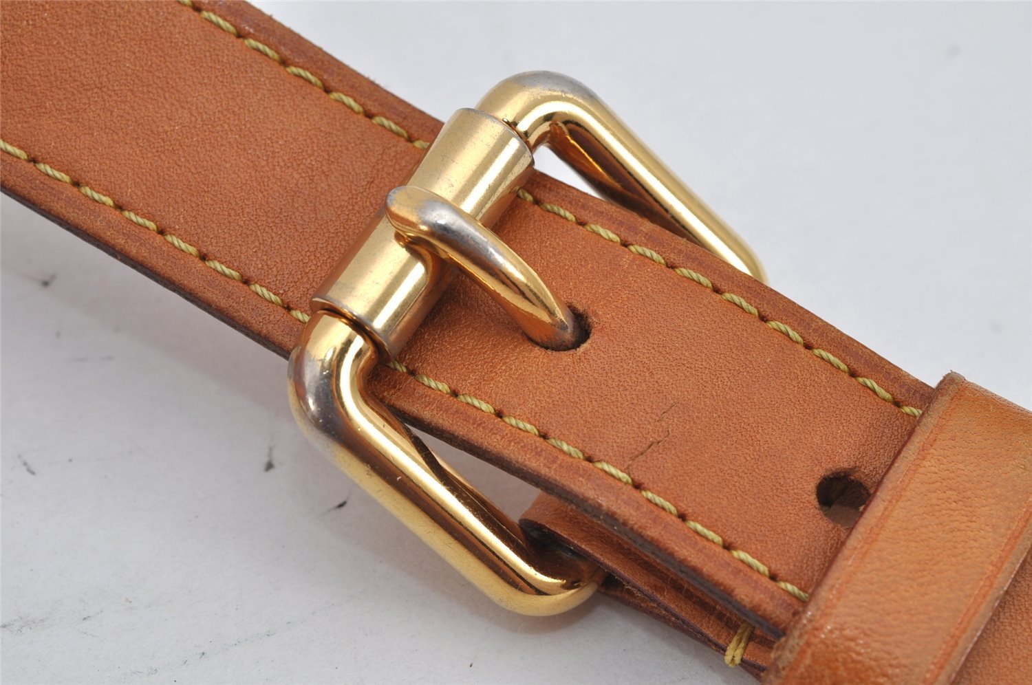 Authentic Louis Vuitton Leather Shoulder Strap Beige 36-40.2