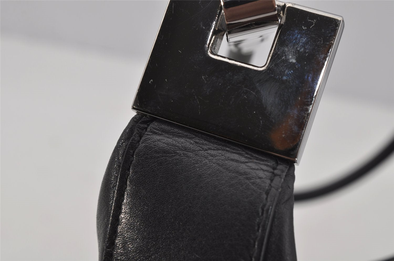 Authentic GUCCI Vintage Shoulder Bag Purse Leather 0013812 Black 0092J