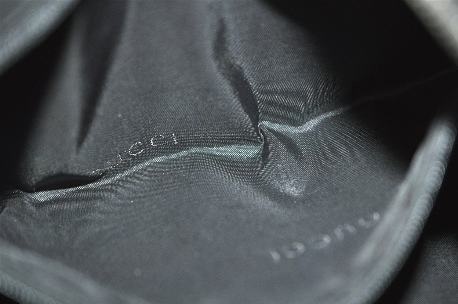 Authentic GUCCI Vintage Shoulder Bag Purse Leather 0013812 Black 0092J