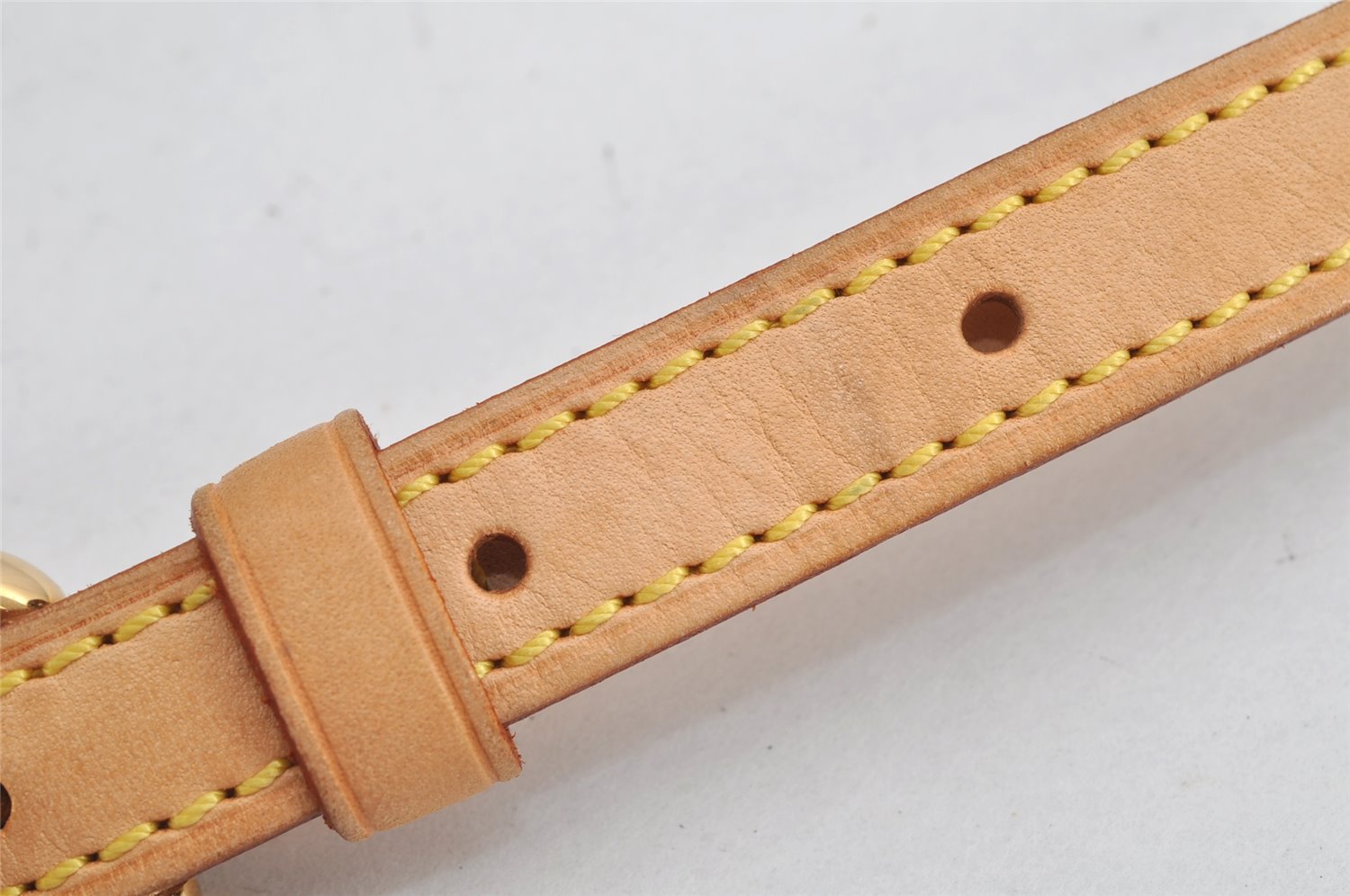 Authentic Louis Vuitton Vintage Leather Shoulder Strap Beige 28.2-32.8