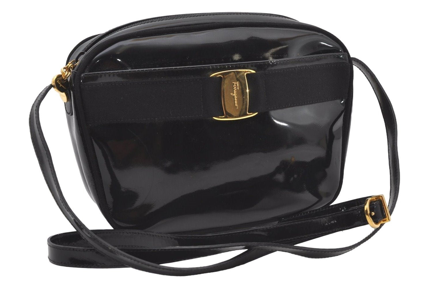 Authentic Salvatore Ferragamo Vara Shoulder Cross Body Bag Enamel Black SF 0093J