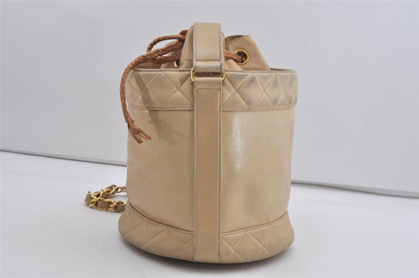 Authentic CHANEL Calf Skin Matelasse Chain Shoulder Cross Body Bag Beige 0097I