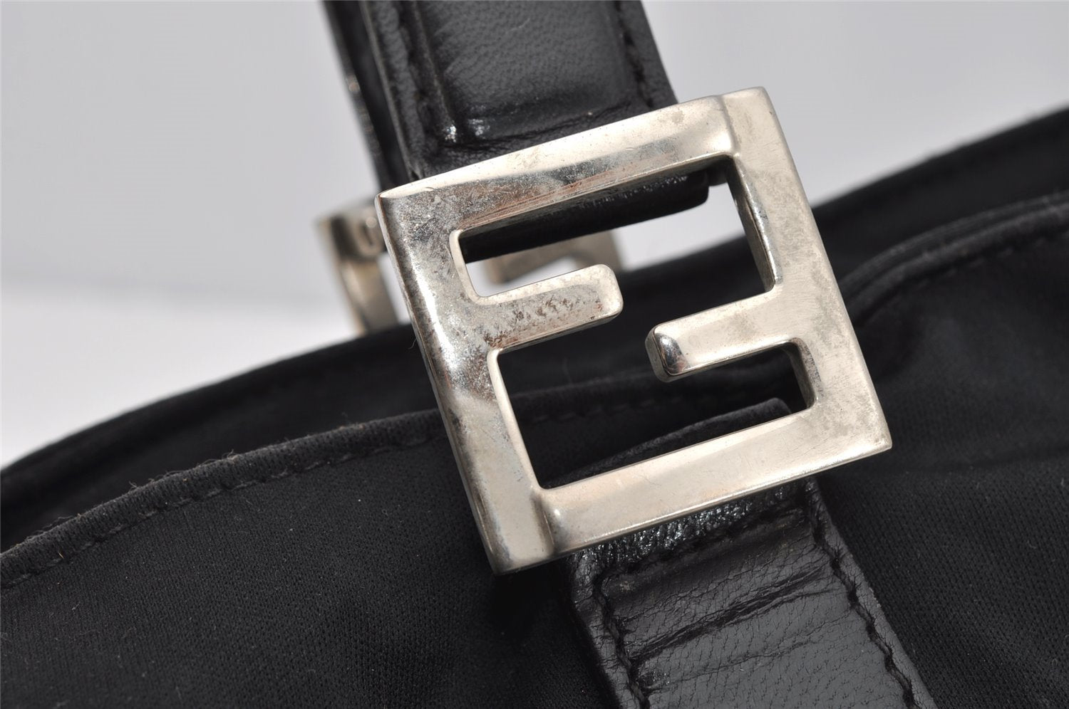 Authentic FENDI Vintage Shoulder Hand Bag Purse Jersey Leather Black Junk 0097J