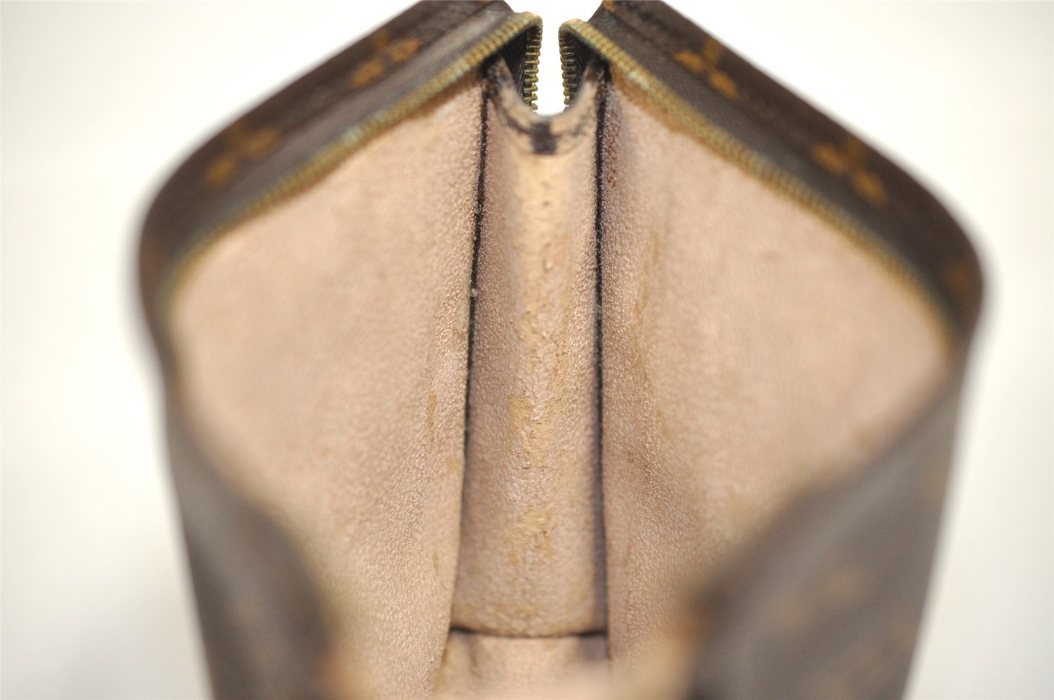 Auth Louis Vuitton Monogram Poche Toilette 19 M47544 Cosmetics Pouch Junk 0105J