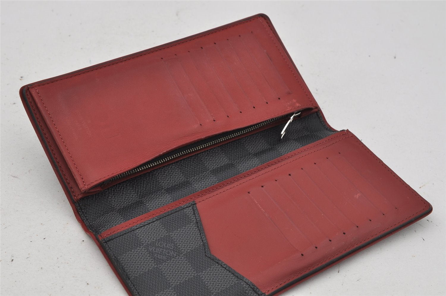 Auth Louis Vuitton Damier Graphite Portefeuille Brazza Wallet N63254 Red 0115J