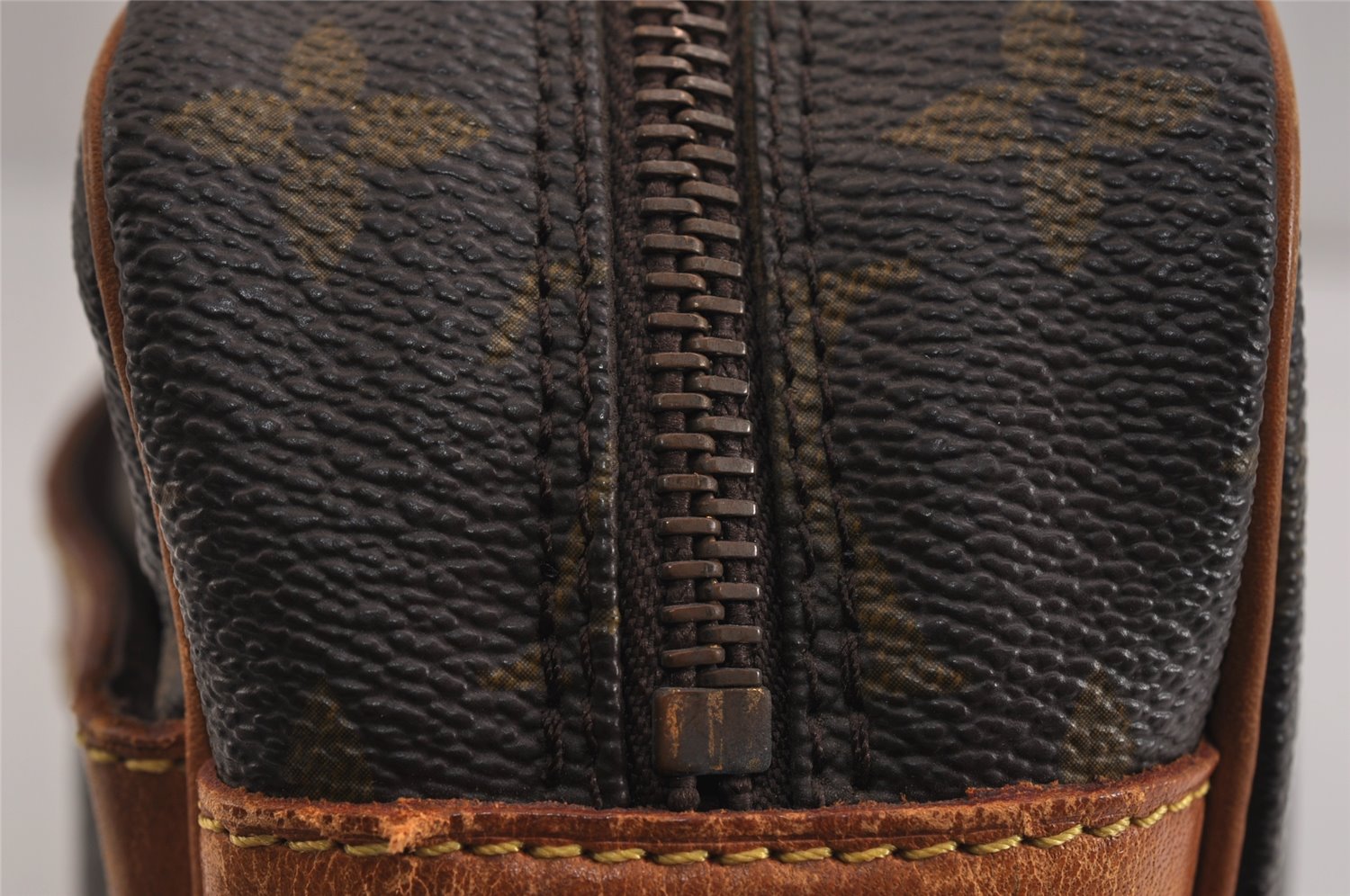 Authentic Louis Vuitton Monogram Compiegne 28 Clutch Hand Bag M51845 LV 0118K