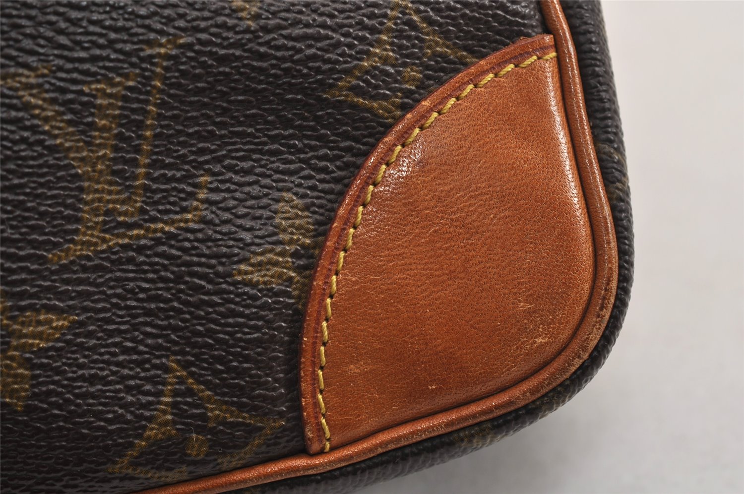 Authentic Louis Vuitton Monogram Compiegne 28 Clutch Hand Bag M51845 LV 0118K