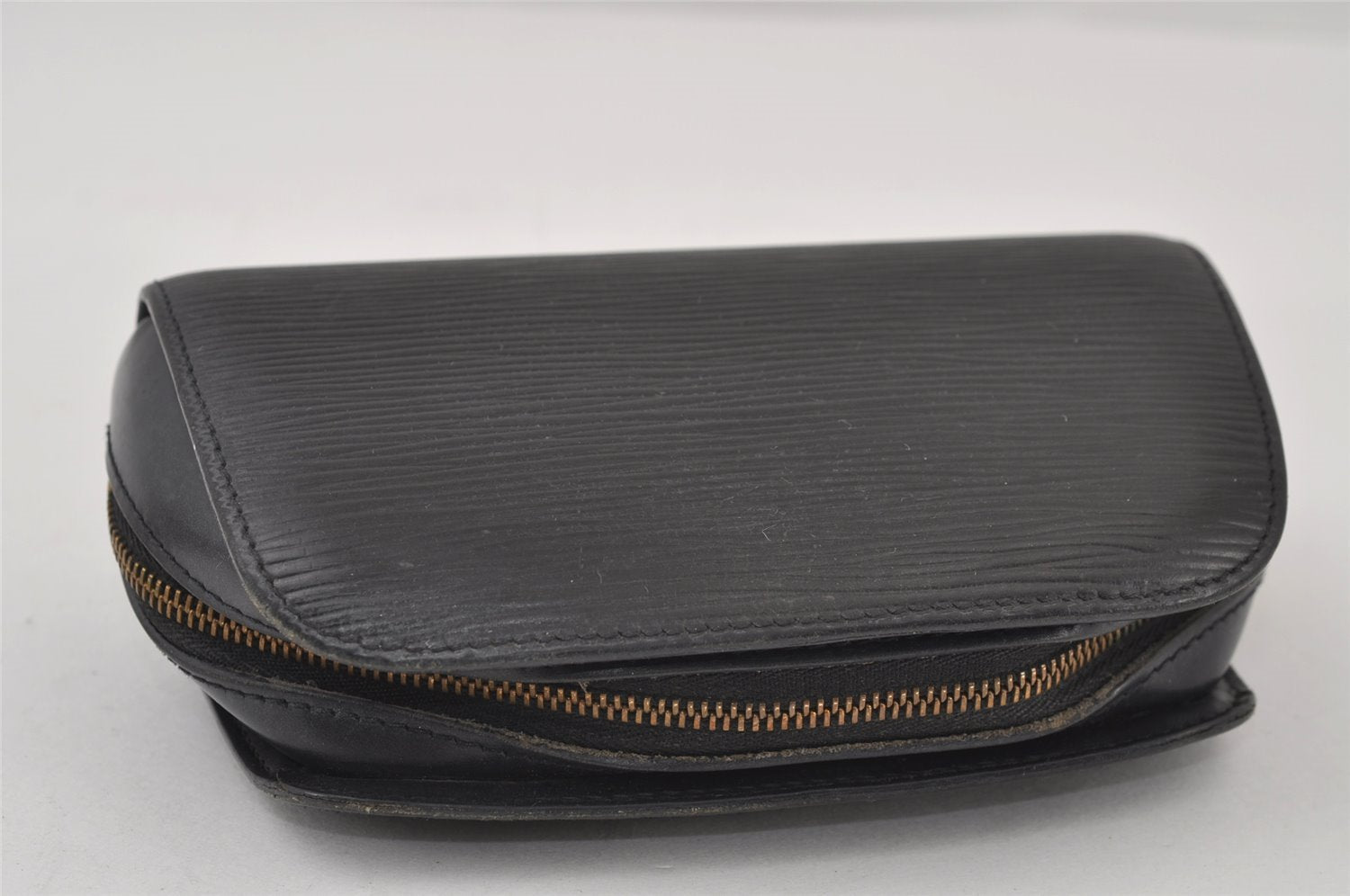 Authentic Louis Vuitton Epi Dauphine Cosmetic Pouch Black M48442 LV 0126J