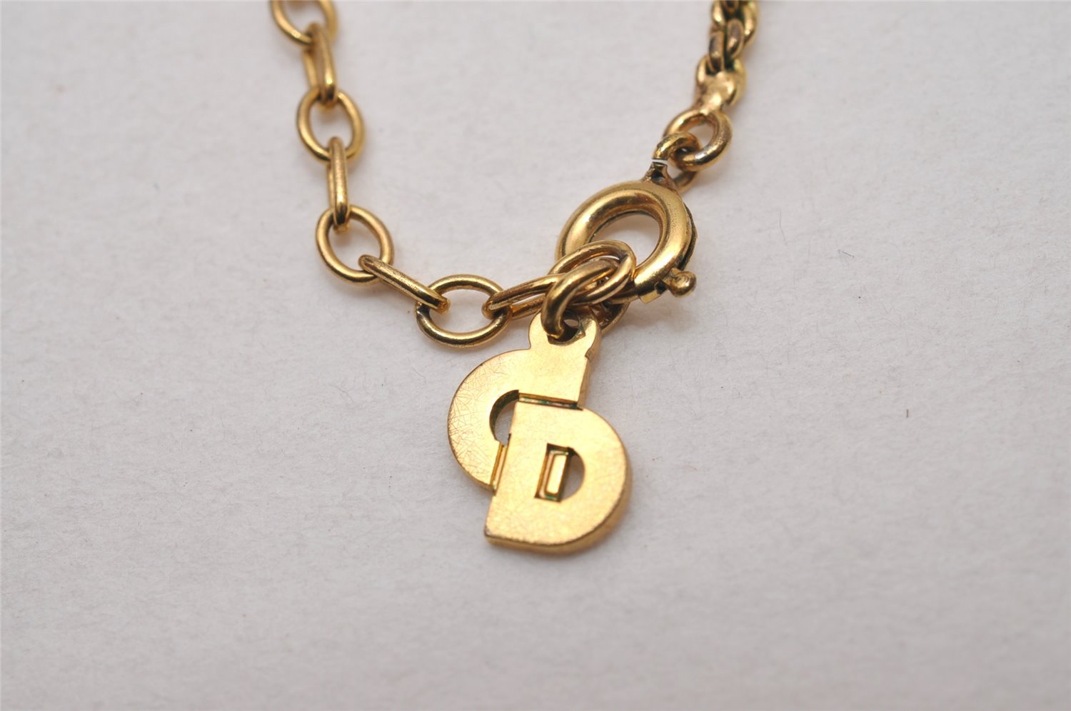 Authentic Christian Dior Gold Tone Rhinestone Chain Pendant Necklace CD 0141J