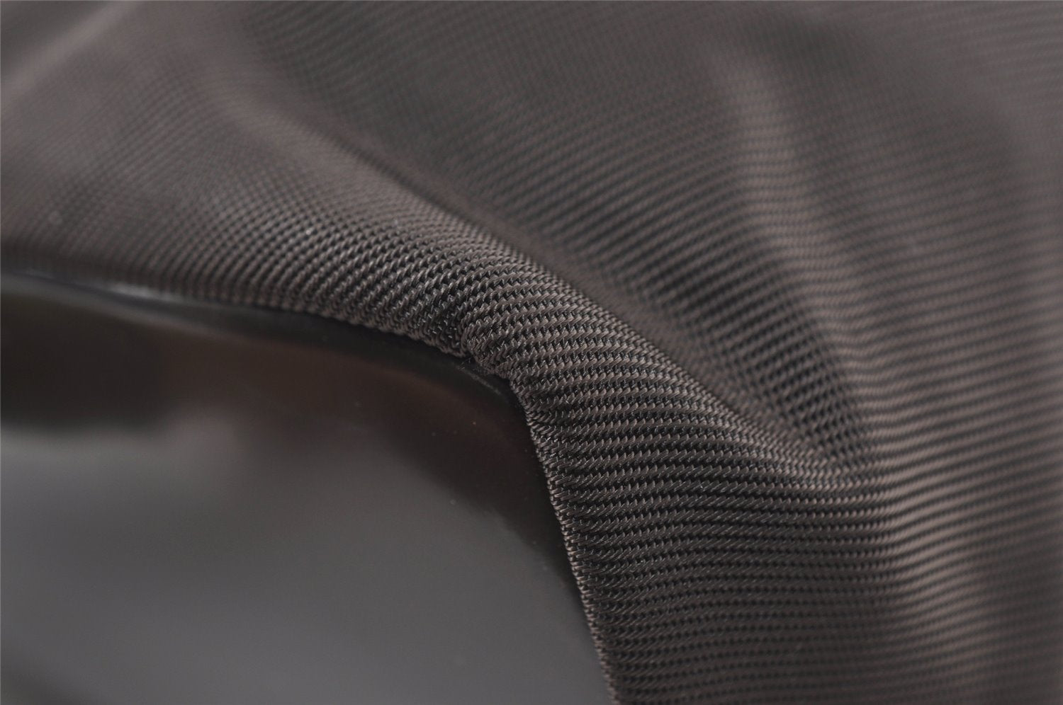 Authentic GUCCI Bamboo Vintage Shoulder Bag Purse Nylon Leather Brown 0142K