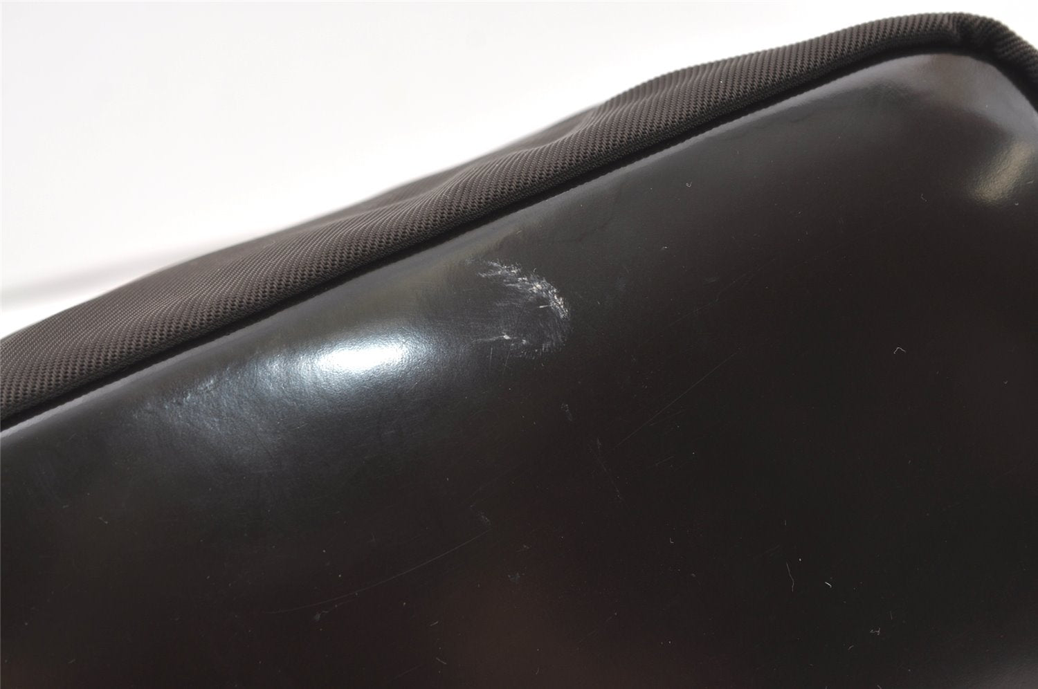 Authentic GUCCI Bamboo Vintage Shoulder Bag Purse Nylon Leather Brown 0142K