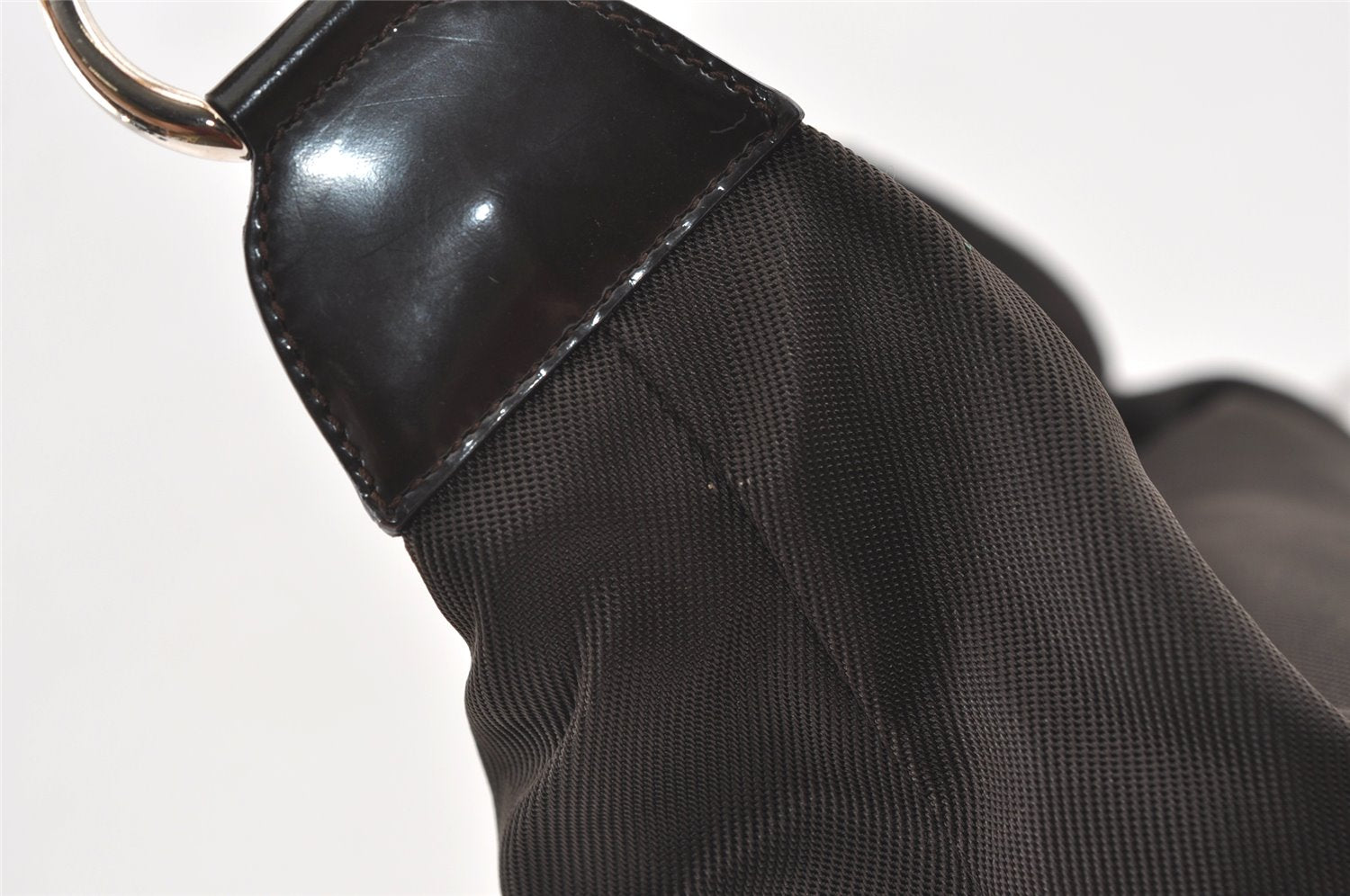 Authentic GUCCI Bamboo Vintage Shoulder Bag Purse Nylon Leather Brown 0142K