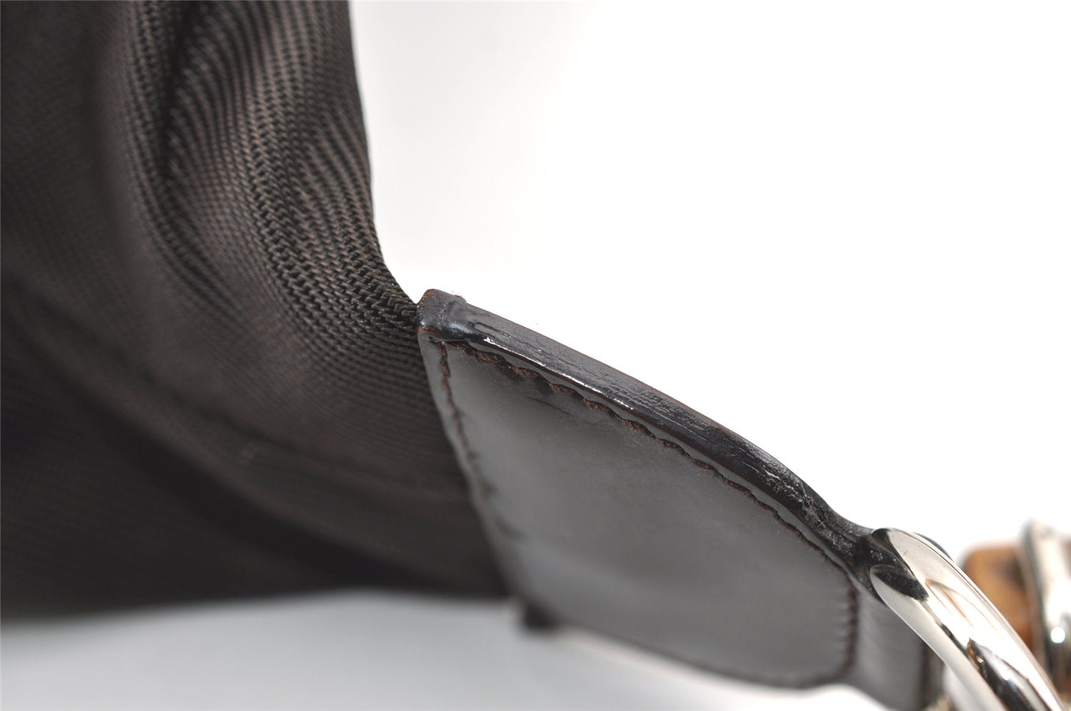 Authentic GUCCI Bamboo Vintage Shoulder Bag Purse Nylon Leather Brown 0142K