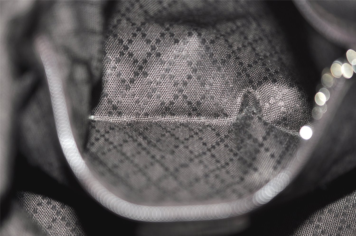 Authentic GUCCI Bamboo Vintage Shoulder Bag Purse Nylon Leather Brown 0142K