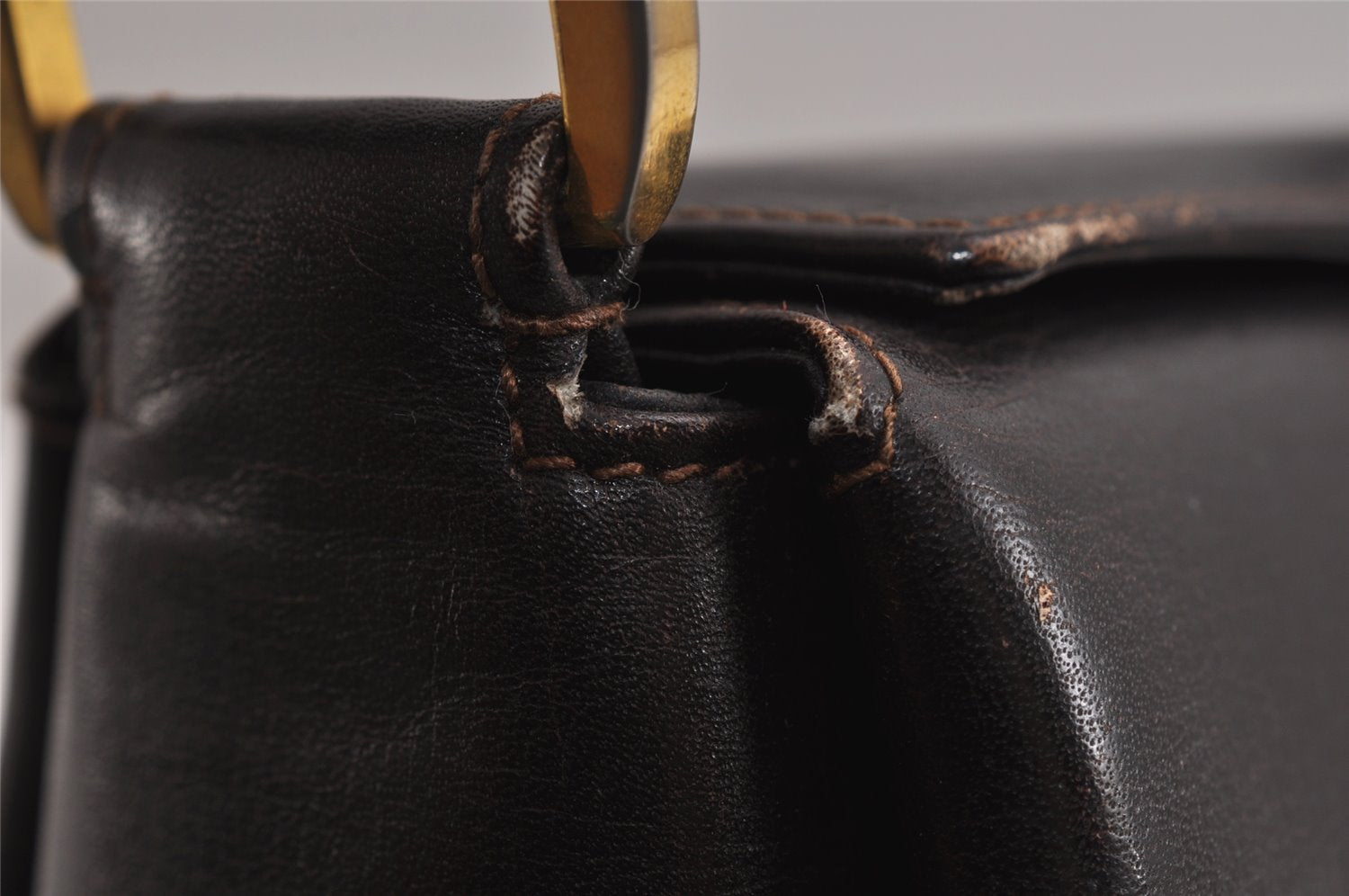 Authentic GUCCI Vintage Shoulder Bag Purse Leather Brown 0144K
