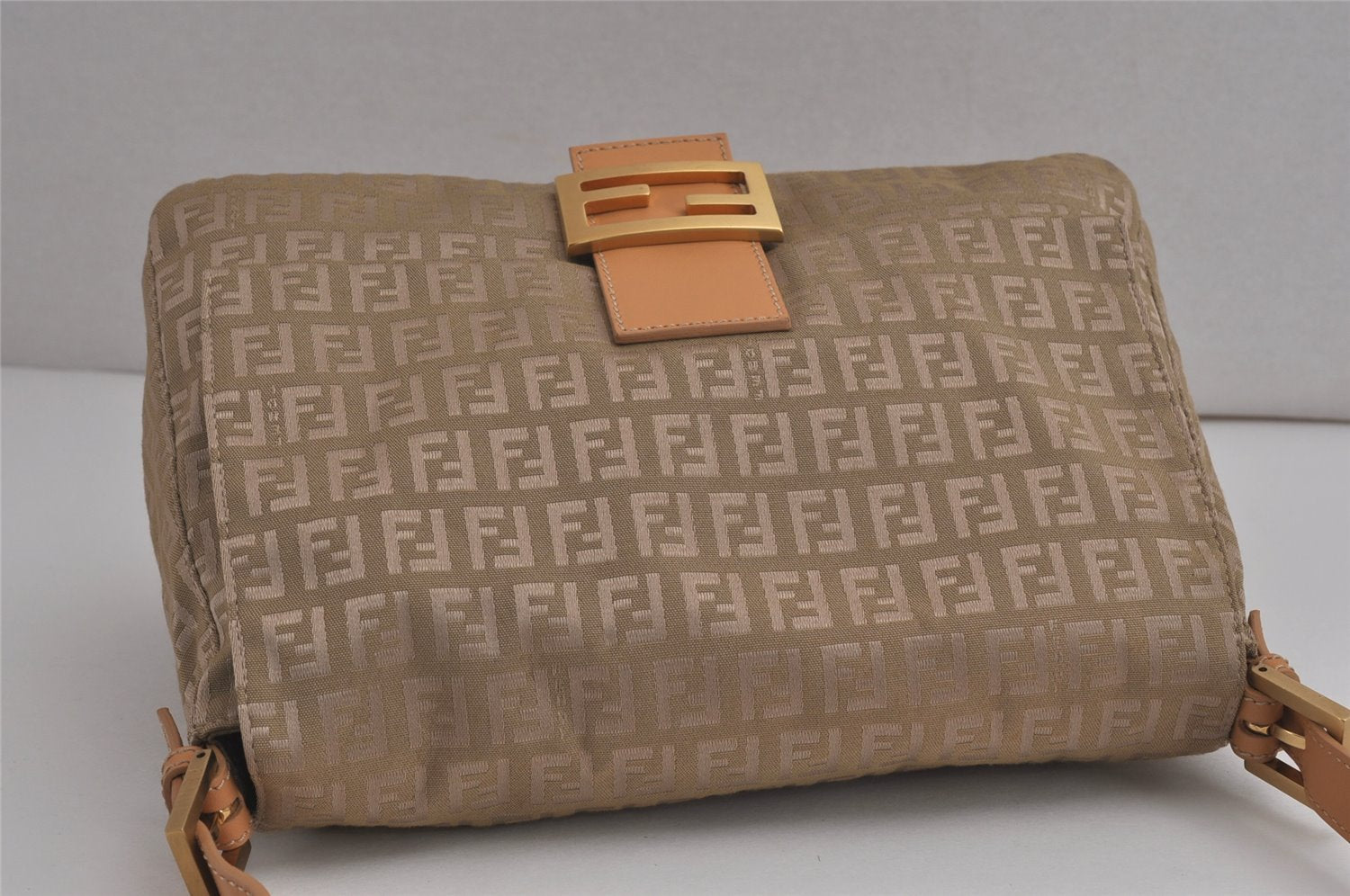 Auth FENDI Zucchino Mamma Baguette Shoulder Bag Canvas Leather Beige 0157K