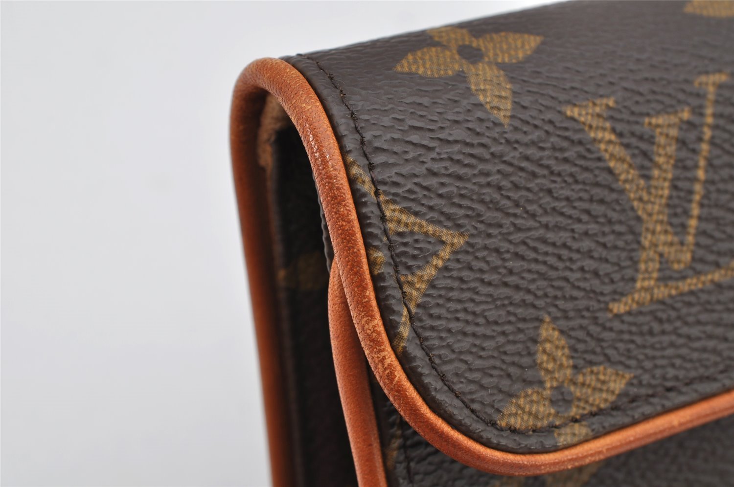 Auth Louis Vuitton Monogram Pochette Florentine Pouch Waist Bag M51855 LV 0165K