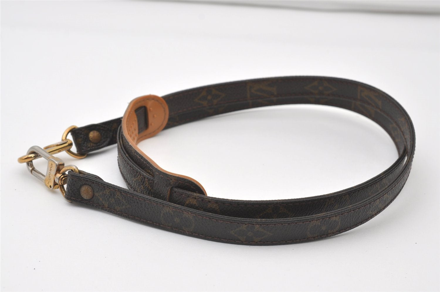 Authentic Louis Vuitton Monogram Shoulder Strap 46.3