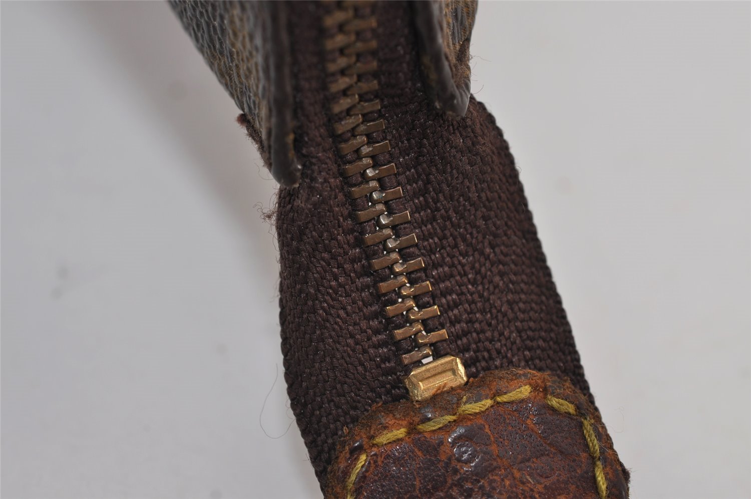 Authentic Louis Vuitton Monogram Pochette Accessoires Pouch M51980 Junk 0175J