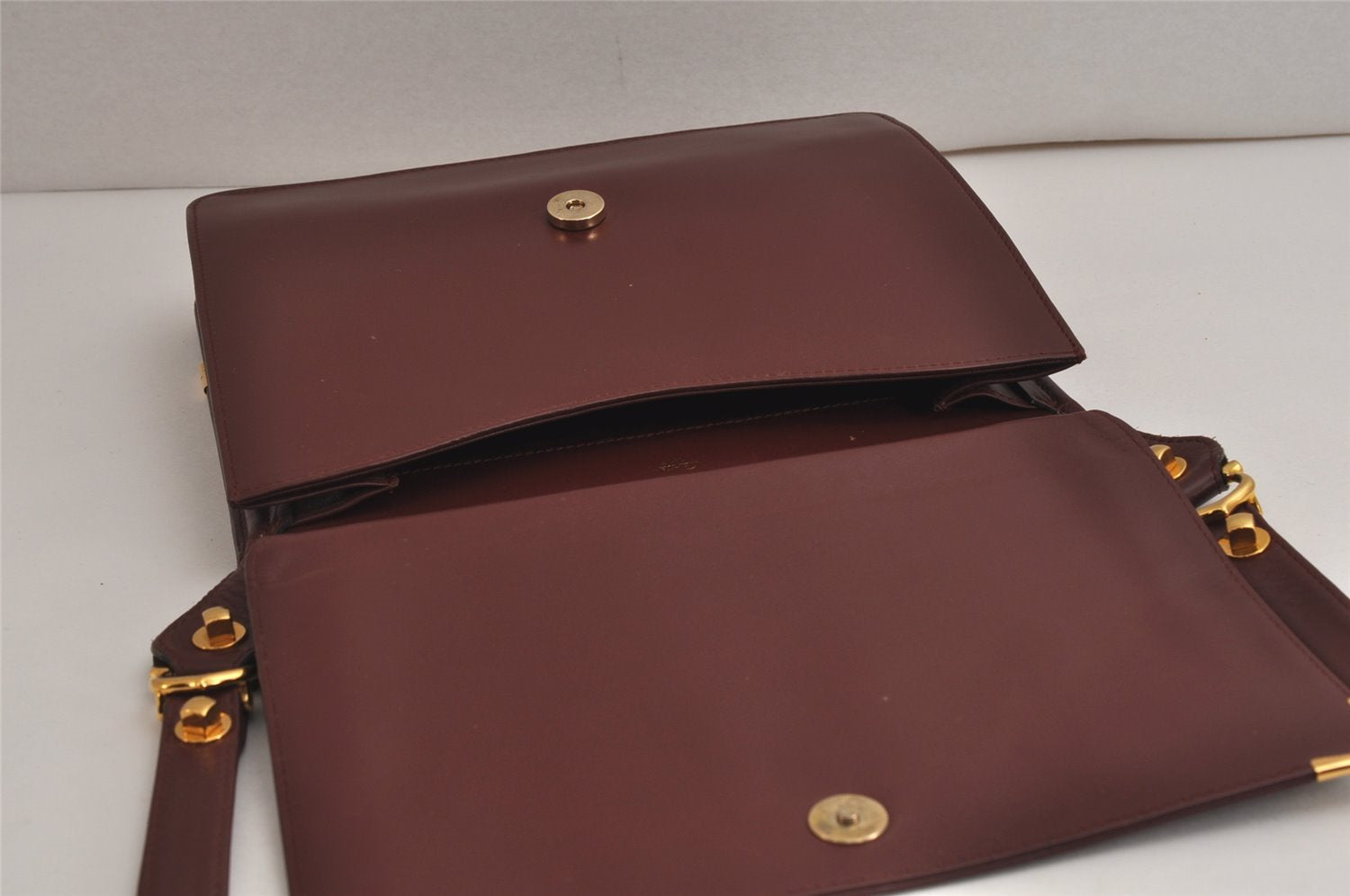 Authentic Cartier Must de Cartier Leather Shoulder Cross Bag Bordeaux Red 0176K