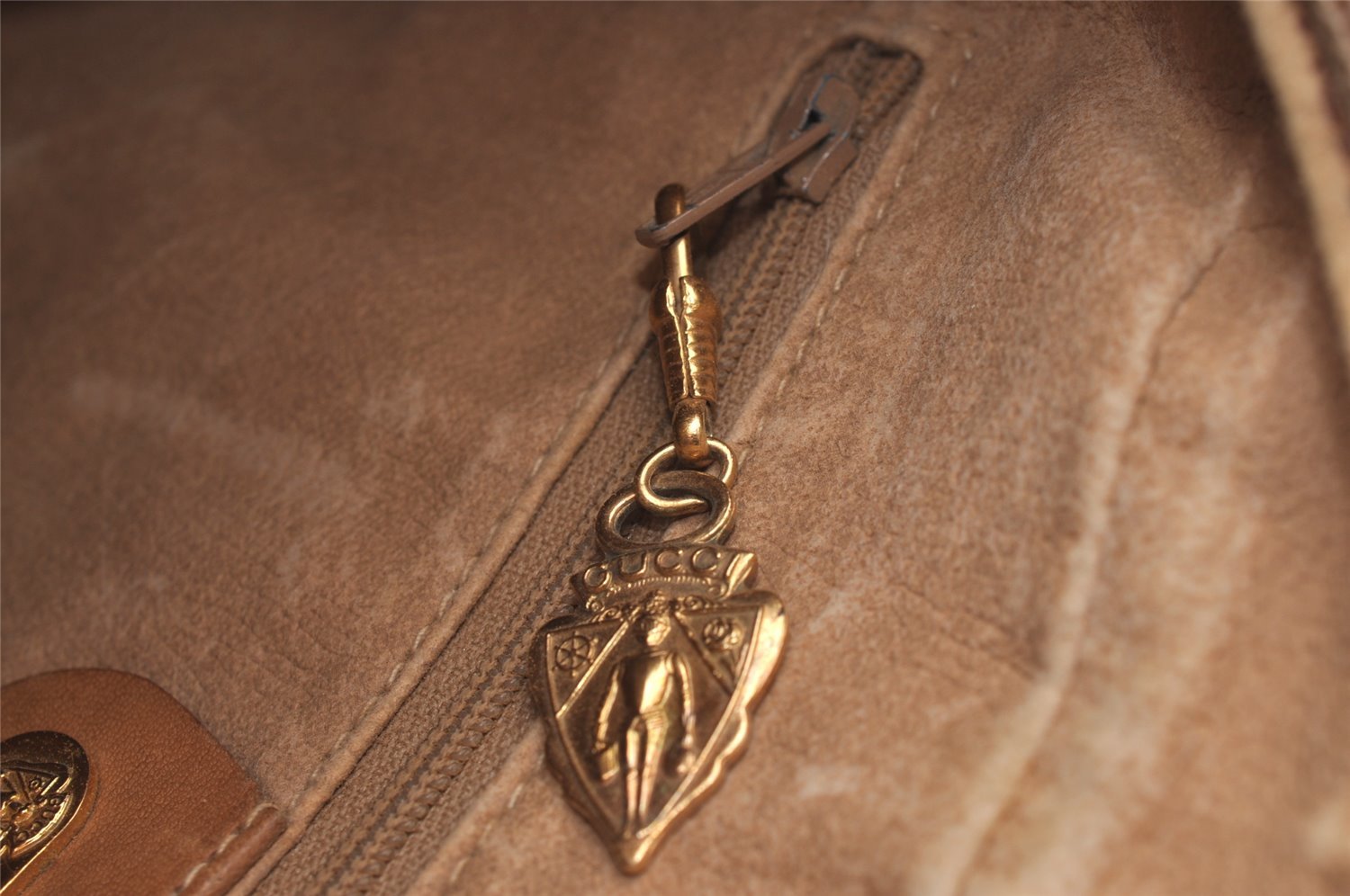 Authentic GUCCI Micro GG PVC Leather Shoulder Cross Body Bag Brown Junk 0178J