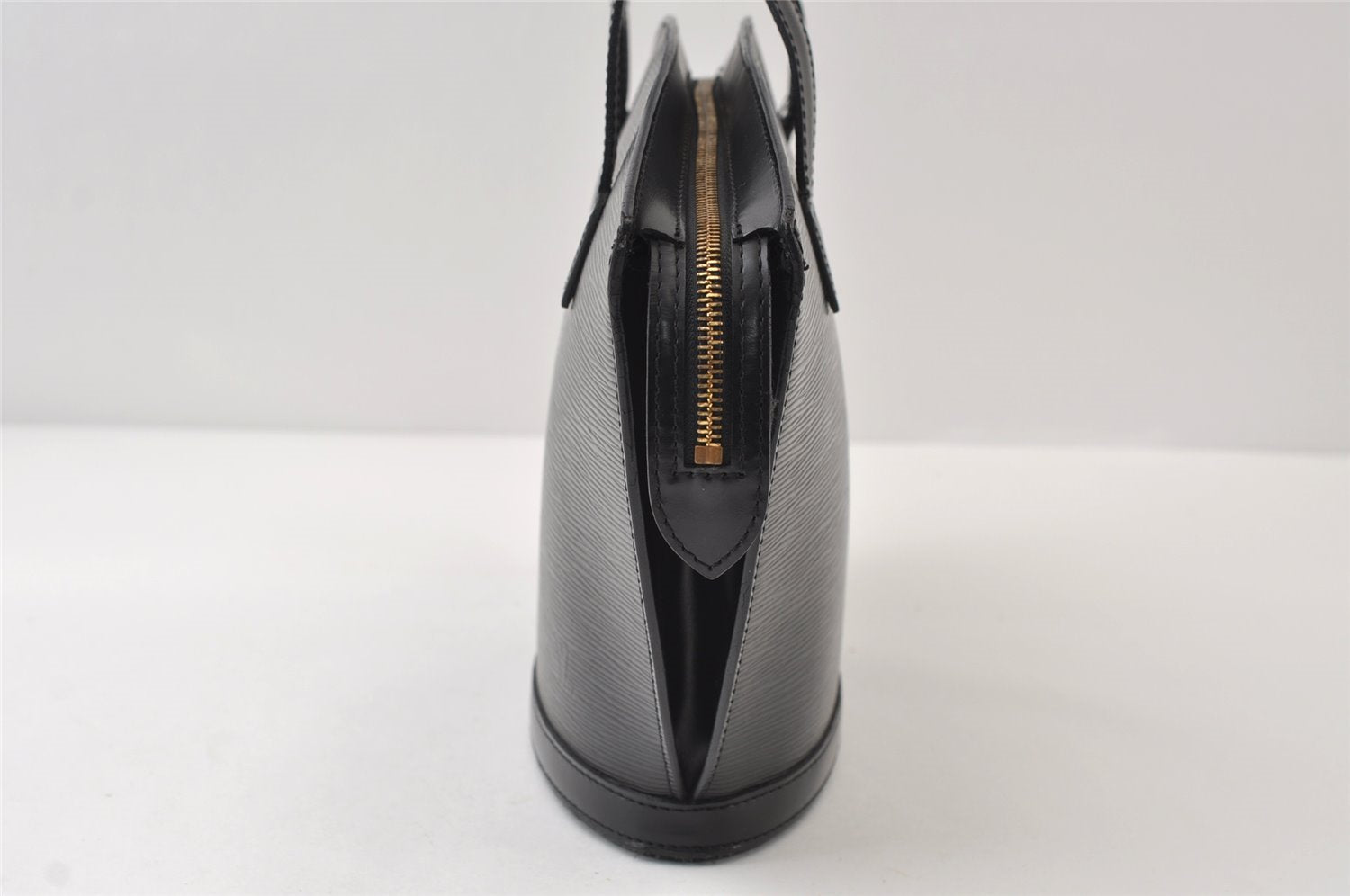 Authentic Louis Vuitton Epi Saint Jacques Hand Bag Black M52272 LV 0179J