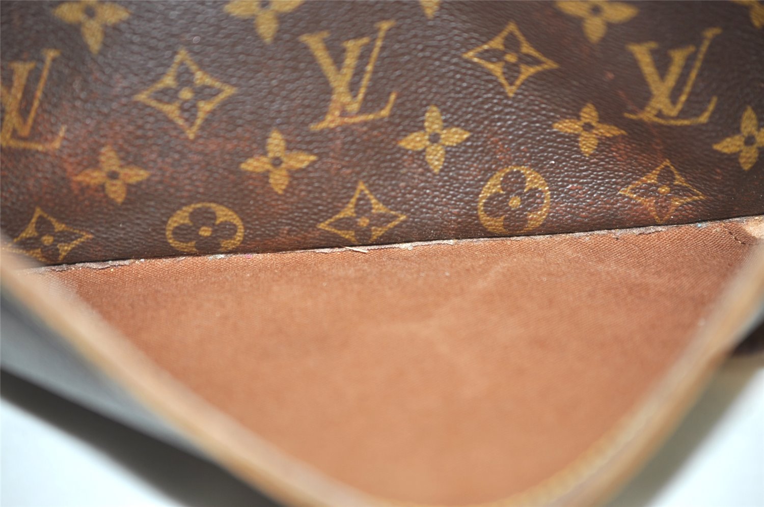 Authentic Louis Vuitton Monogram Trocadero 30 Shoulder Cross Bag M51272 LV 0186K