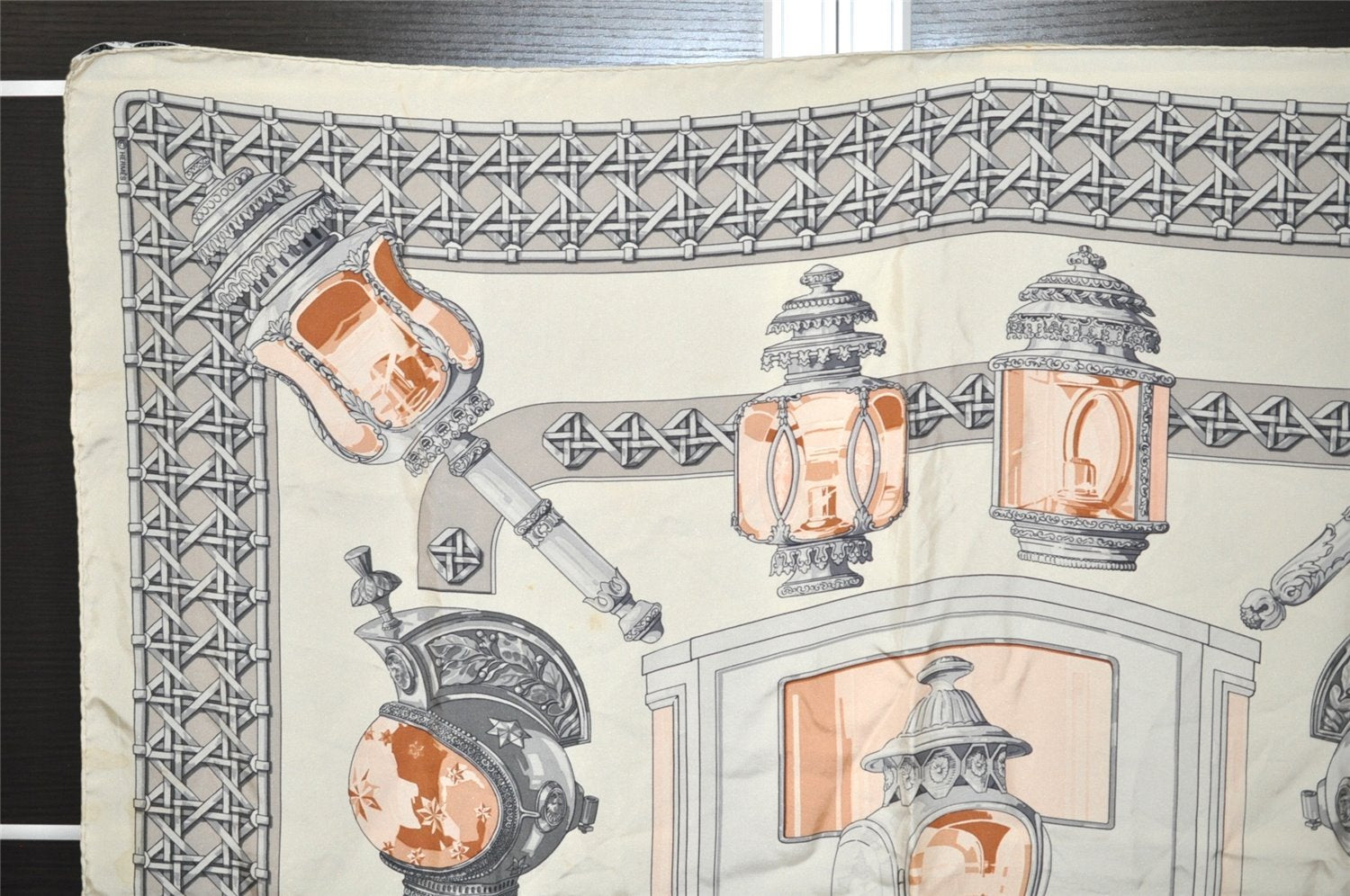 Authentic HERMES Carre 90 Scarf 