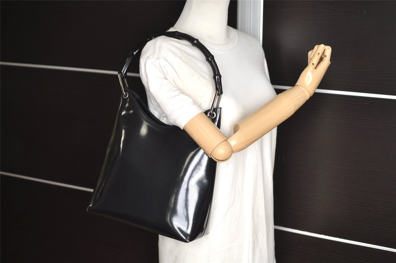 Authentic GUCCI Vintage Bamboo Shoulder Hand Bag Purse Enamel Black Junk 0189J