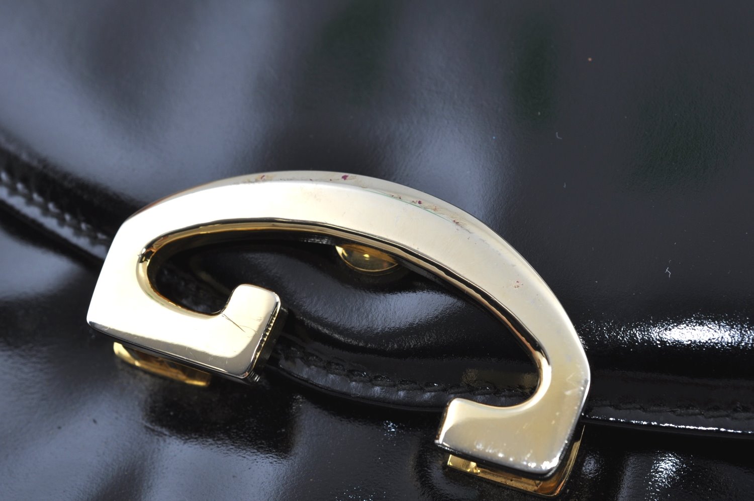 Authentic GUCCI Vintage Shoulder Cross Body Bag Purse Enamel Black 0192J