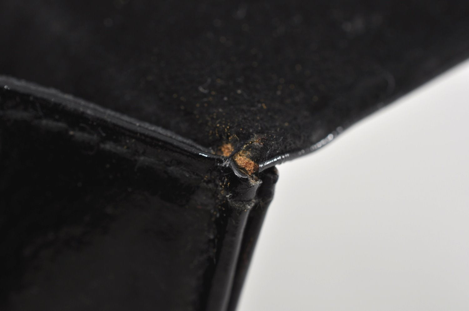 Authentic GUCCI Vintage Shoulder Cross Body Bag Purse Enamel Black 0192J