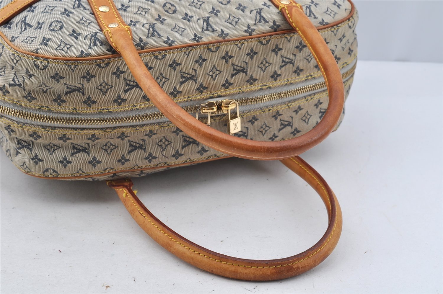 Authentic Louis Vuitton Monogram Mini Marie Shoulder Bag Blue M92003 LV 0193J