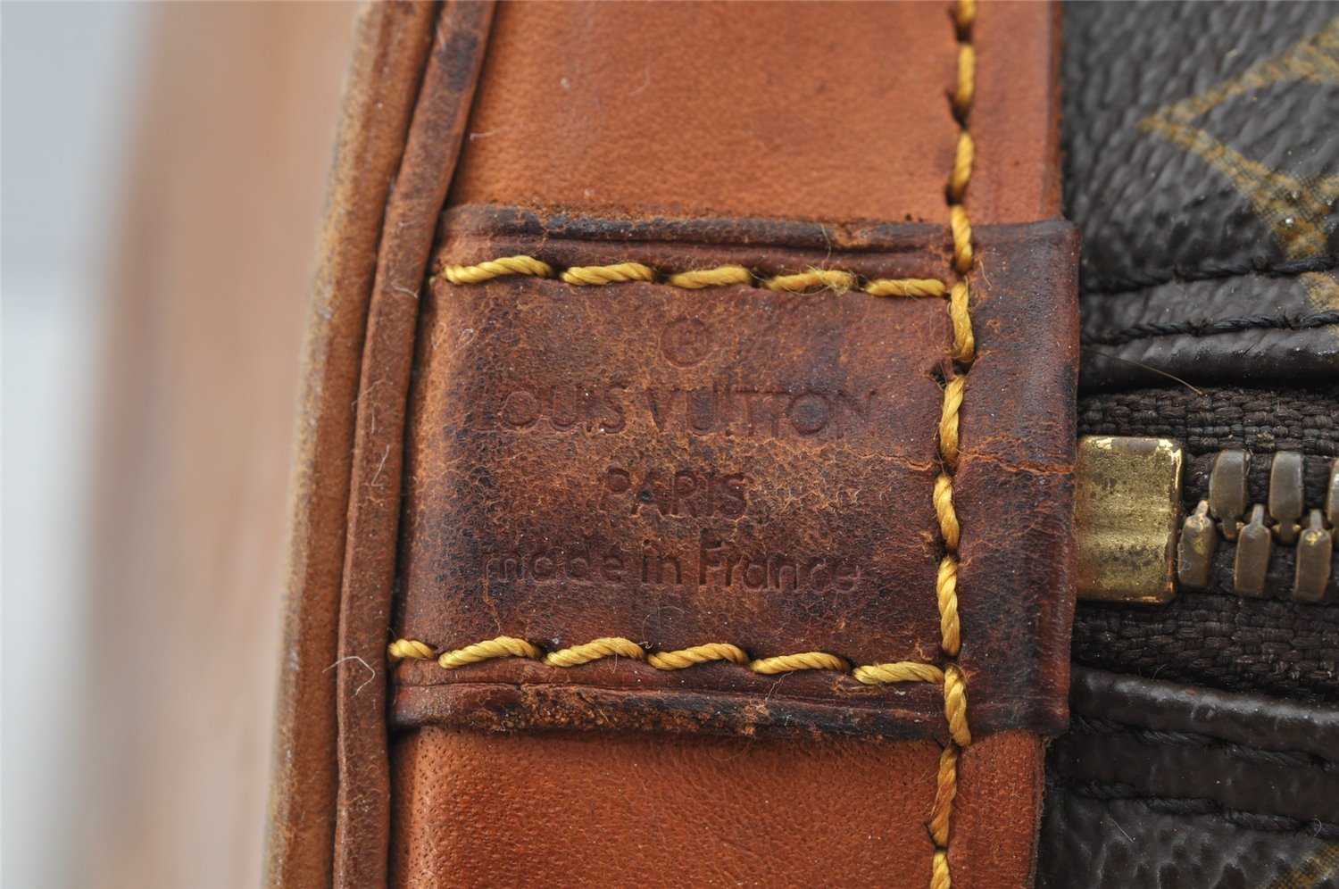 Authentic Louis Vuitton Monogram Alma Hand Bag Purse M51130 LV 0194J