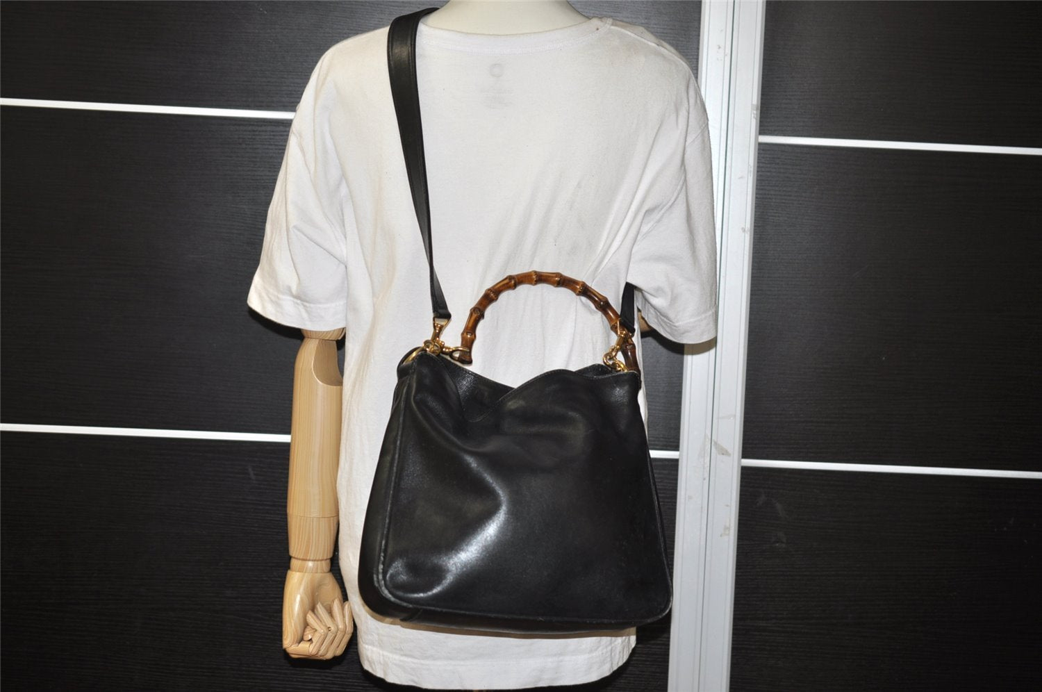 Authentic GUCCI Vintage Bamboo 2way Shoulder Hand Bag Leather Black Junk 0201I