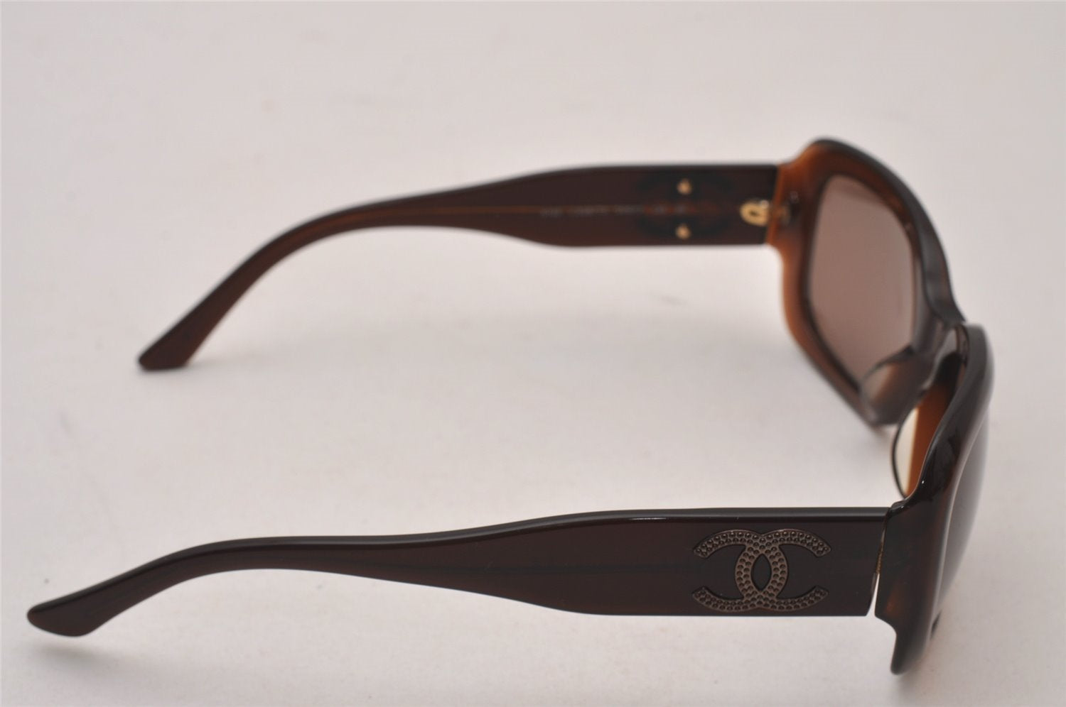 Authentic CHANEL Vintage Sunglasses CoCo Mark Plastic 5102 Brown 0202J